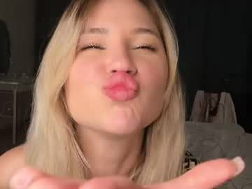 mia_magnusen