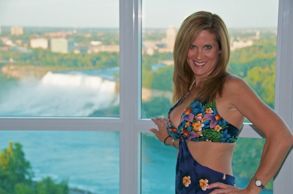 Brunette mature dream wife — 28