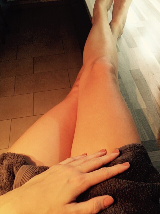 Tall blonde amateur hottie small tits long legs — 39