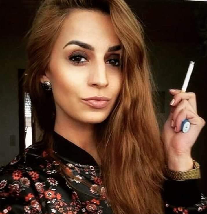 Sexy smoking — 8
