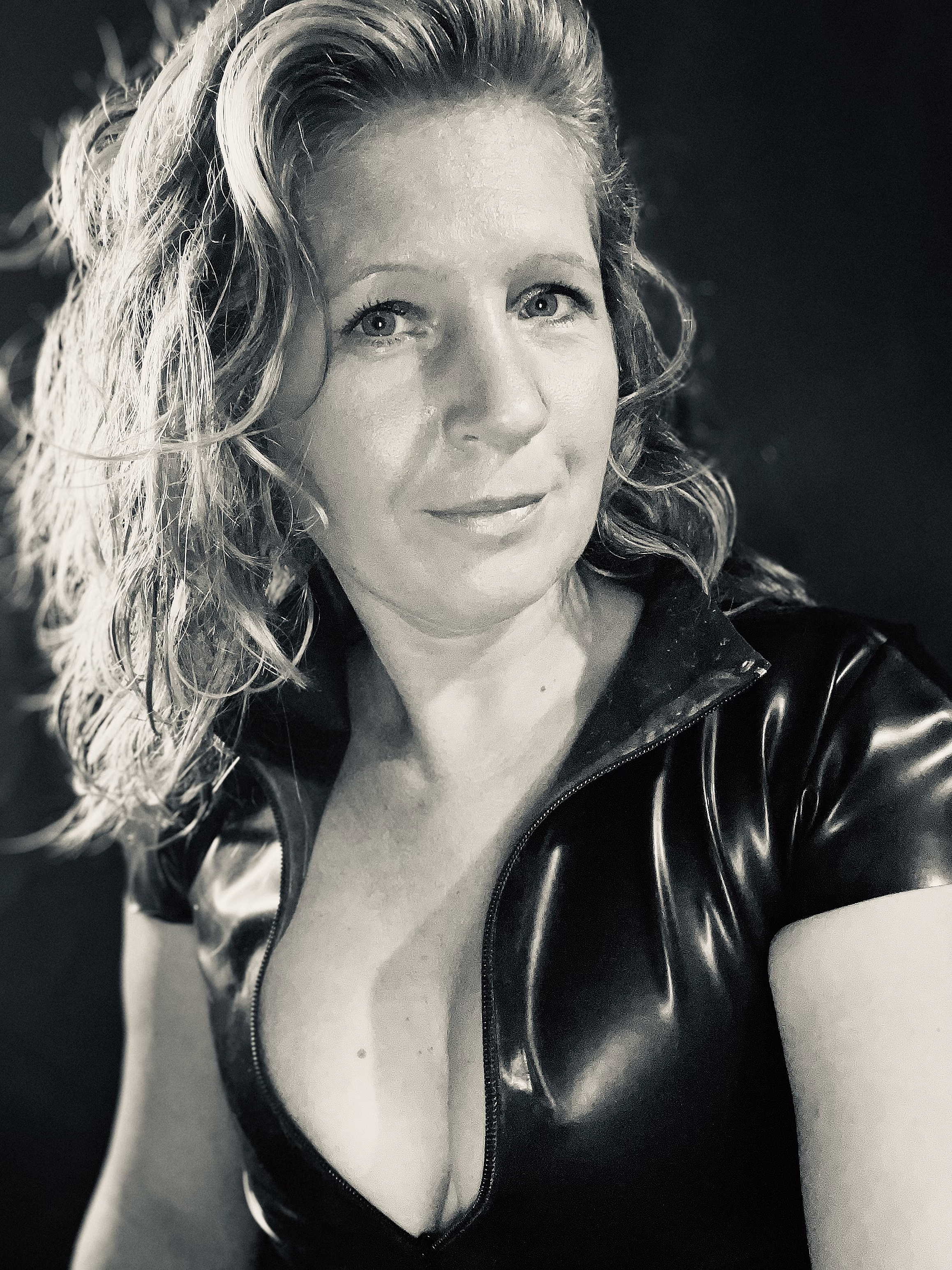 My wife posing.....tell me what you think of her — 8