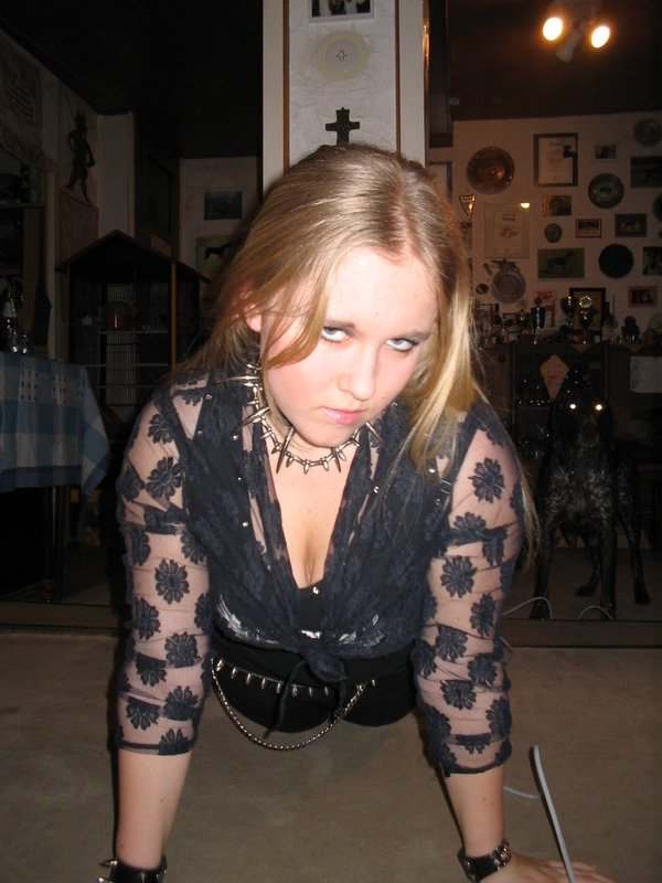 Chubby German teen posing at home — 8
