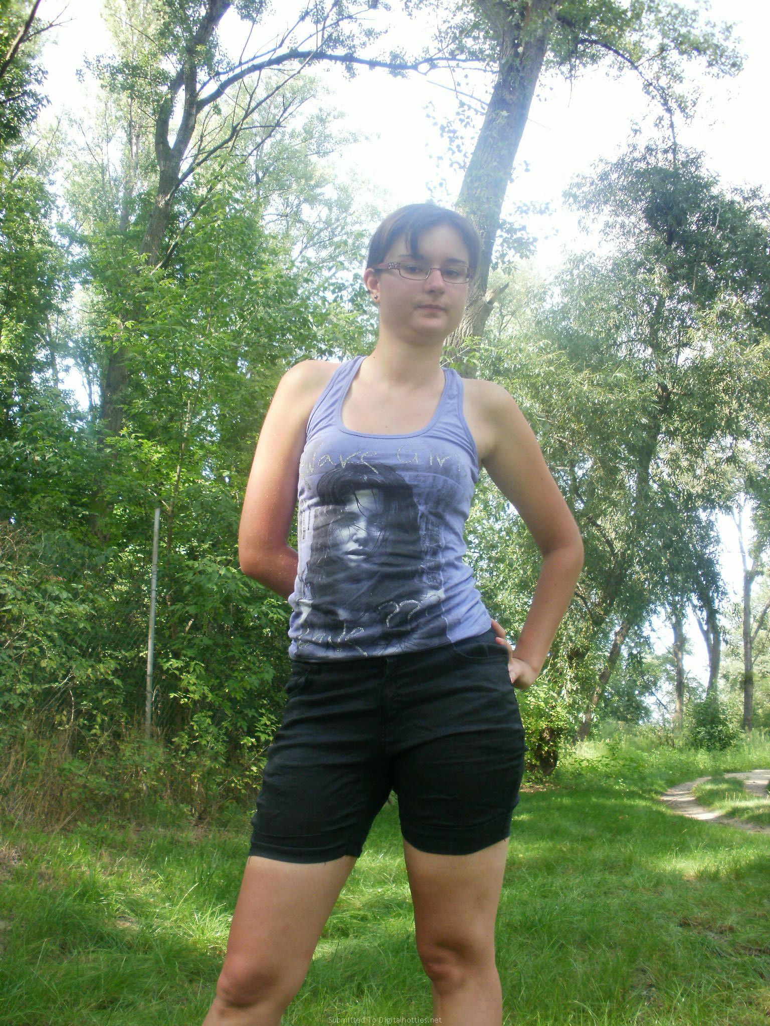 Brunette 120 — 9